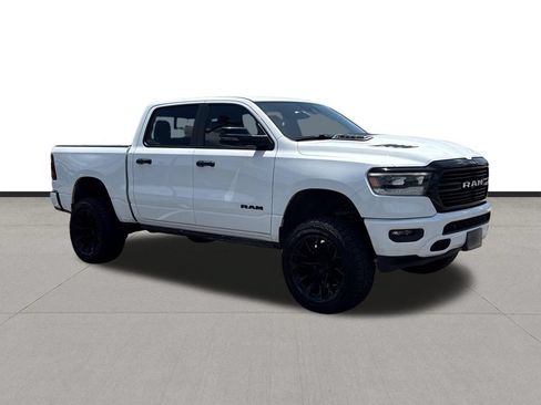 Used 2023 RAM 1500 Laramie AWD/4WD image 3