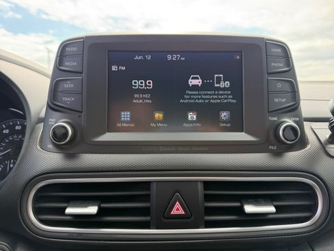 Used 2021 Hyundai Kona Limited FWD image 28
