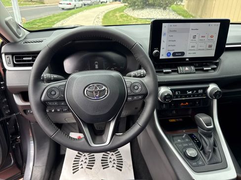 Used 2024 Toyota RAV4 Limited w/ Advanced Technology Package AWD/4WD image 13