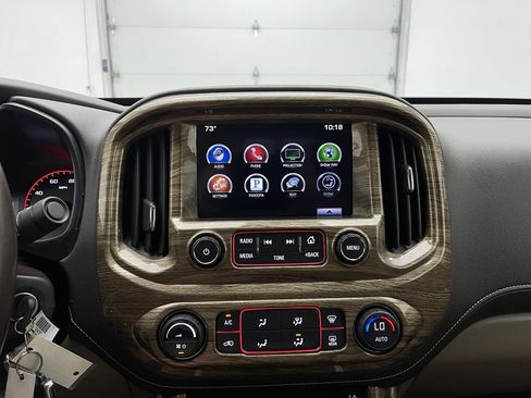 Used 2016 GMC Canyon SLT w/ Driver Alert Package AWD/4WD image 22