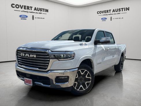 Used 2025 RAM 1500 Laramie AWD/4WD image 2