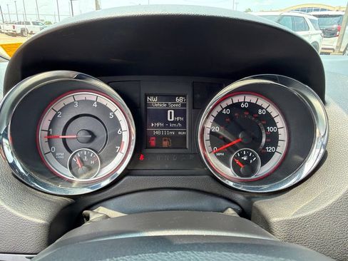 Used 2018 Dodge Grand Caravan GT FWD image 18
