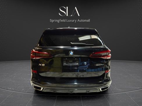Used 2021 BMW X5 xDrive40i w/ M Sport Package image 6