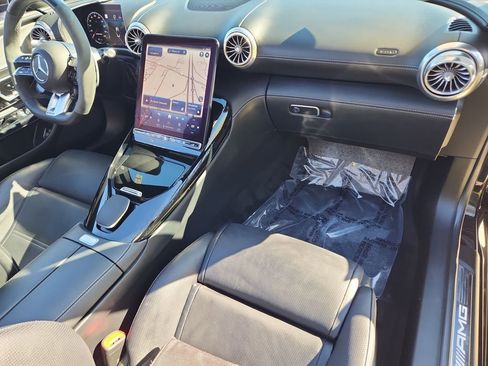 Used 2022 Mercedes-Benz SL 55 AMG 4MATIC image 33