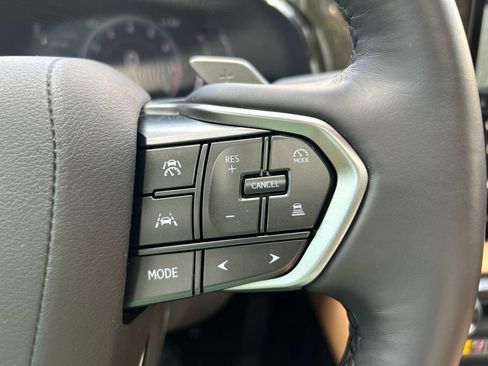 Used 2025 Lexus NX 250 FWD w/ Accessory Package (Z1) image 17