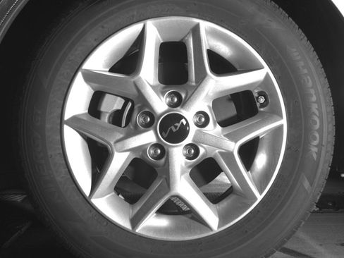 Used 2025 Kia Soul LX w/ LX Technology Package FWD image 12
