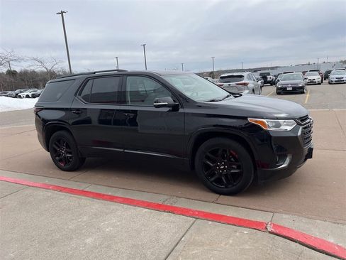 Used 2020 Chevrolet Traverse Premier w/ Redline Edition image 6