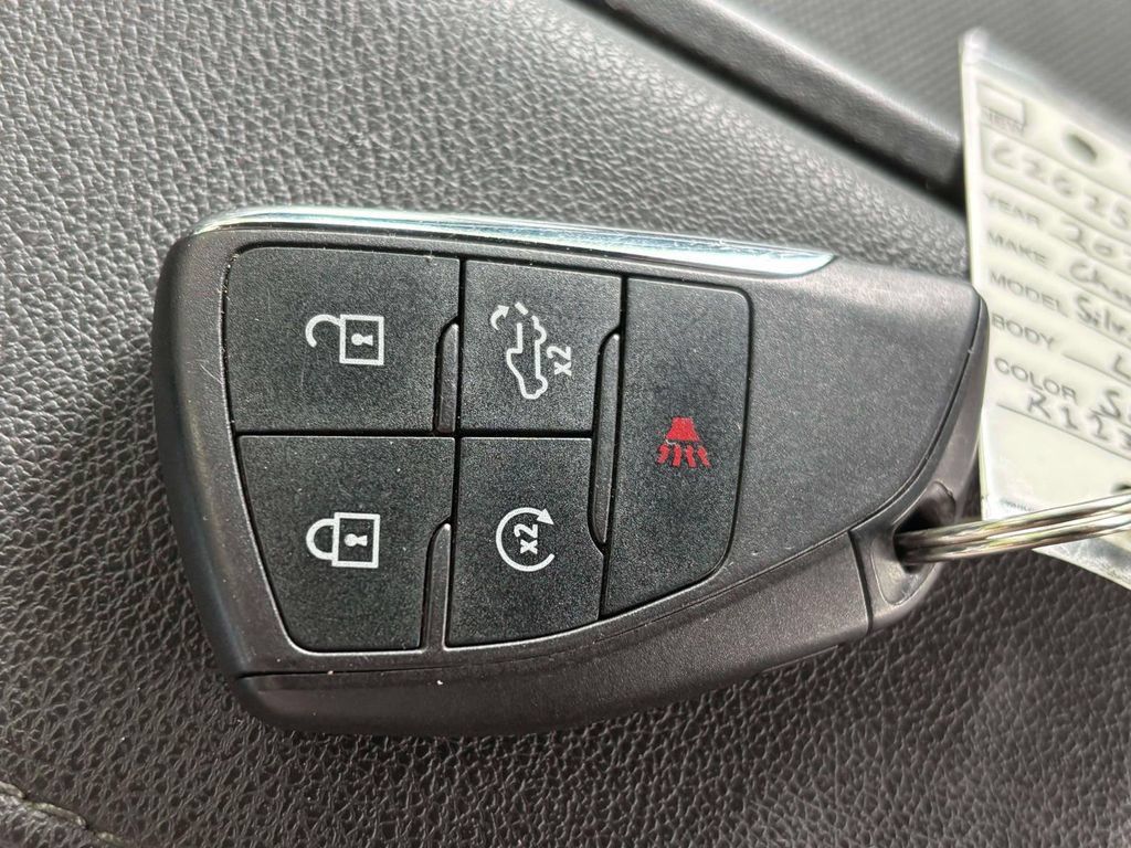 Used 2024 Chevrolet Silverado 2500 LT w/ All Star Edition AWD/4WD image 16
