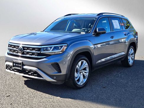 Used 2021 Volkswagen Atlas SE image 3