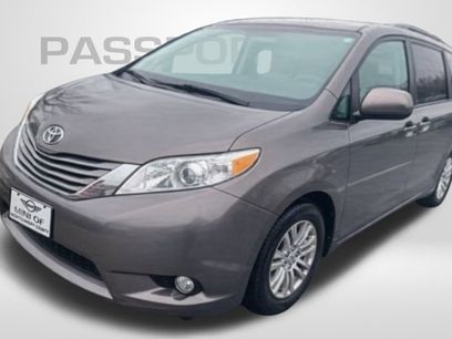 Used 2013 Toyota Sienna XLE