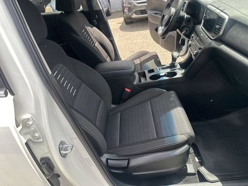 Used 2020 Kia Sportage LX w/ LX Popular Package AWD/4WD image 36