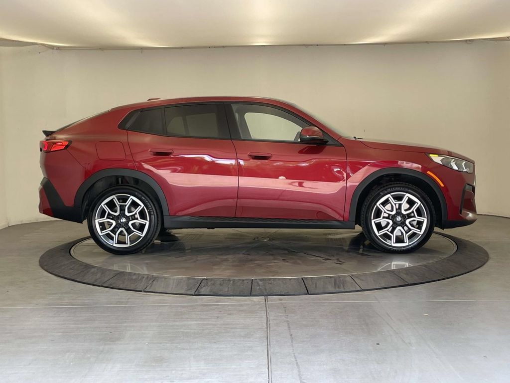Used 2026 BMW X2 xDrive28i w/ Convenience Package AWD/4WD image 6