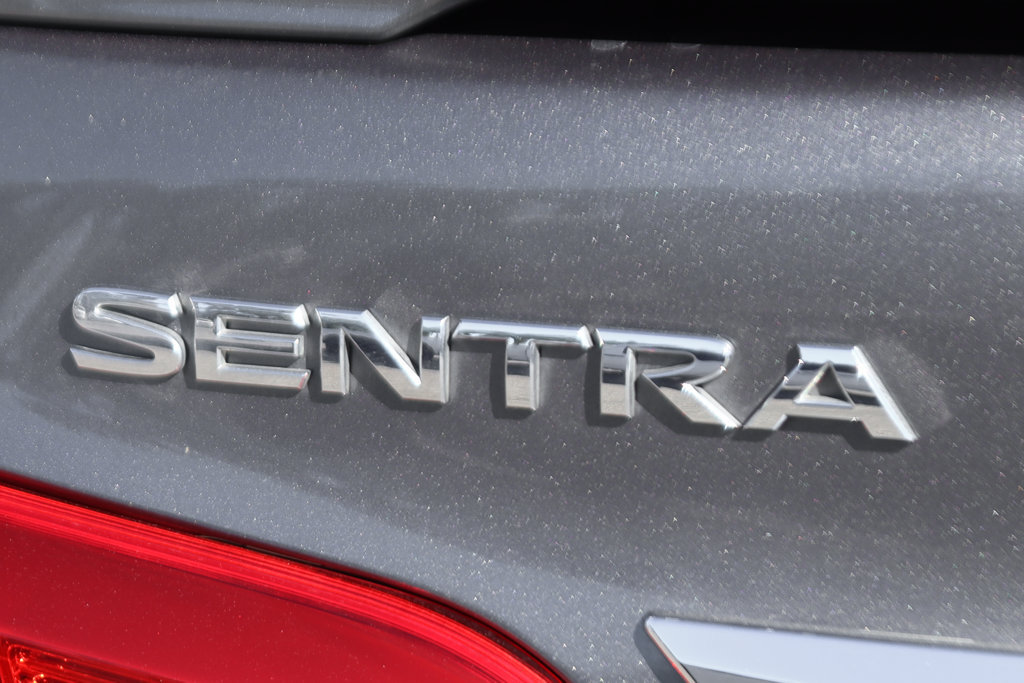 Used 2017 Nissan Sentra SR FWD image 42