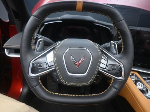 Used 2025 Chevrolet Corvette Stingray Preferred Cpe w/ 2LT RWD image 11