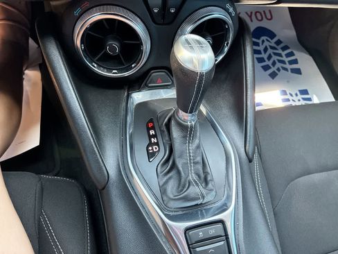 Used 2021 Chevrolet Camaro LT RWD image 15