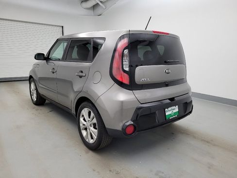 Used 2016 Kia Soul + FWD image 5