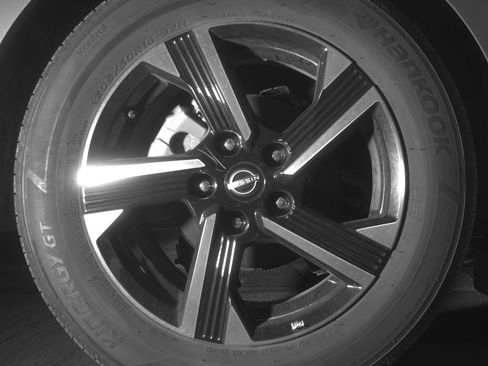 Used 2025 Nissan Sentra SV FWD image 15