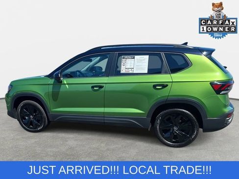 Used 2025 Volkswagen Taos SE FWD image 7