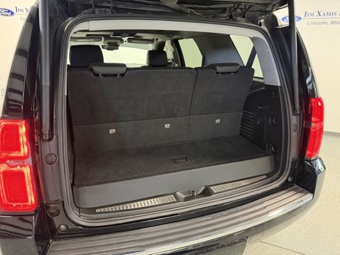 Used 2020 Chevrolet Tahoe Premier AWD/4WD image 27