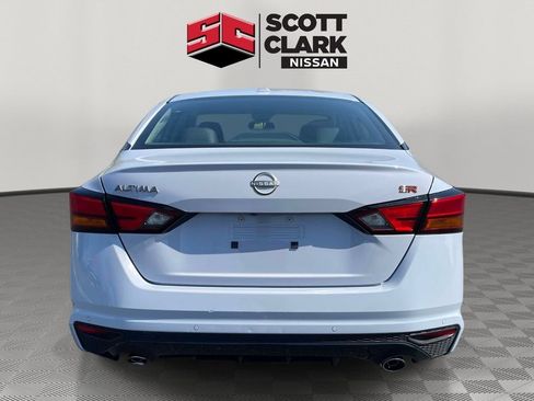 Used 2024 Nissan Altima 2.5 SR FWD image 5