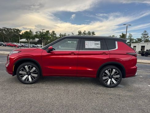 New 2025 Mitsubishi Outlander SEL FWD image 4