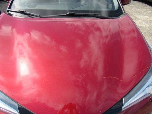 Used 2018 Toyota C-HR XLE FWD image 5