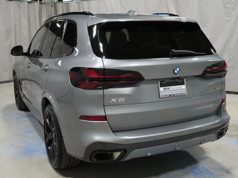Used 2024 BMW X5 xDrive40i w/ M Sport Package image 19