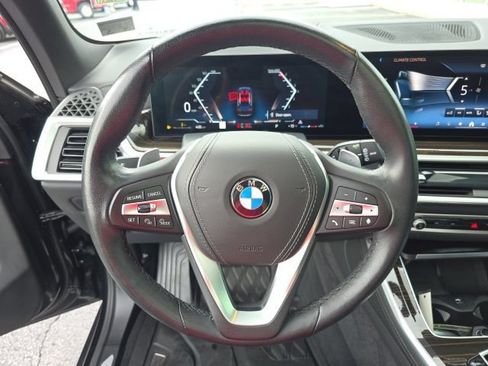Used 2025 BMW X5 xDrive40i w/ Premium Package AWD/4WD image 17