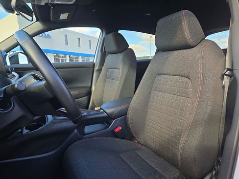 Certified 2025 Honda HR-V Sport image 15