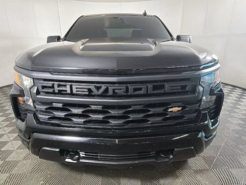 Used 2022 Chevrolet Silverado 1500 Custom AWD/4WD image 7
