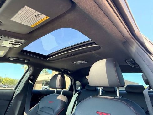 Used 2021 Kia Forte GT w/ GT2 Package FWD image 13