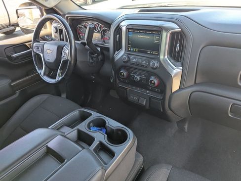 Used 2022 Chevrolet Silverado 1500 LT RWD image 32