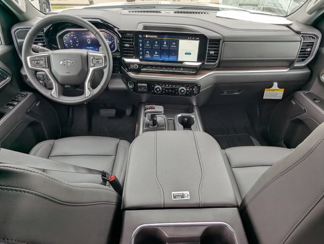 New 2026 Chevrolet Silverado 1500 RST w/ Rally Edition AWD/4WD image 5