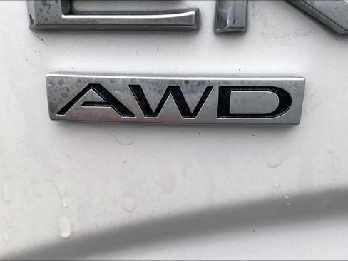 Used 2021 Buick Enclave Avenir w/ Avenir Technology Package image 8