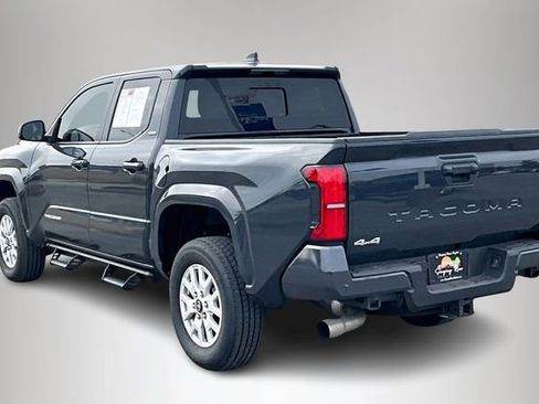Used 2024 Toyota Tacoma SR5 w/ SR5 Upgrade Package image 4