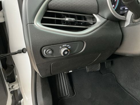 Used 2023 Chevrolet Malibu LT image 26