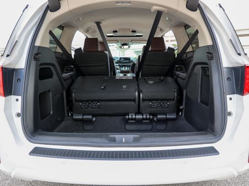 Used 2025 Honda Odyssey Elite image 41