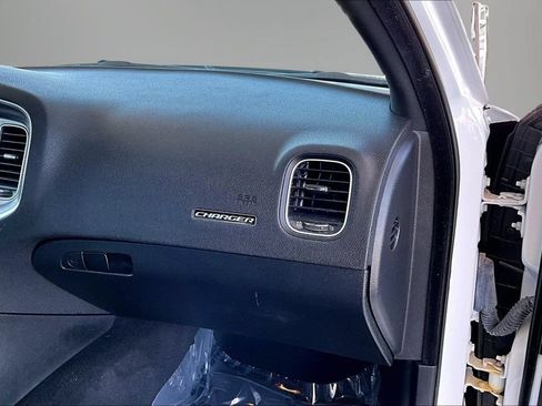 Used 2022 Dodge Charger R/T RWD image 25