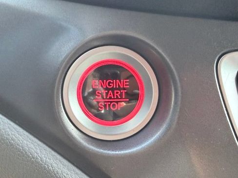 Used 2021 Honda Pilot EX image 14