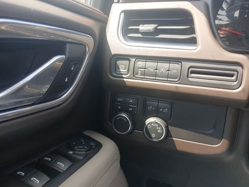 Used 2021 Chevrolet Tahoe Z71 AWD/4WD image 33