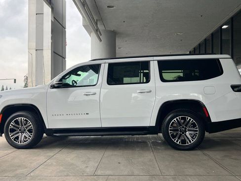 New 2026 Jeep Grand Wagoneer L Grand Wagoneer L 4x4 w/ 8-Passenger Seating Package image 7