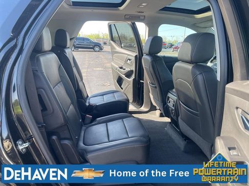 Used 2020 Chevrolet Traverse LT w/ LT Premium Package FWD image 29