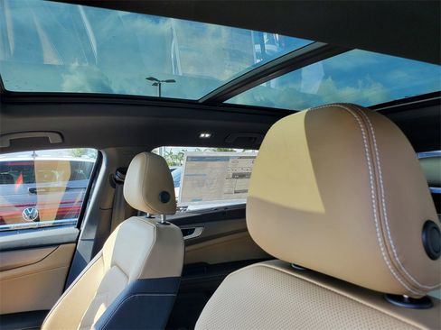 New 2026 Volkswagen Atlas Cross Sport SE image 7