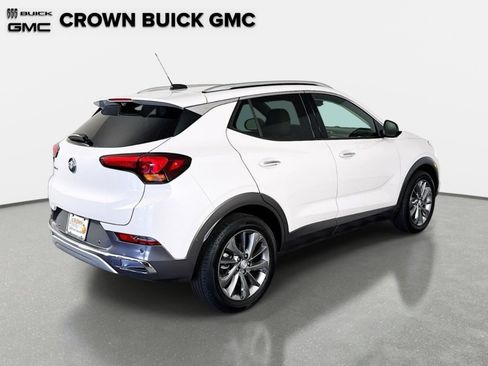 Used 2020 Buick Encore GX Essence w/ Experience Buick Package FWD image 5