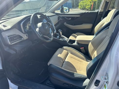 Used 2022 Subaru Outback Limited AWD/4WD image 11