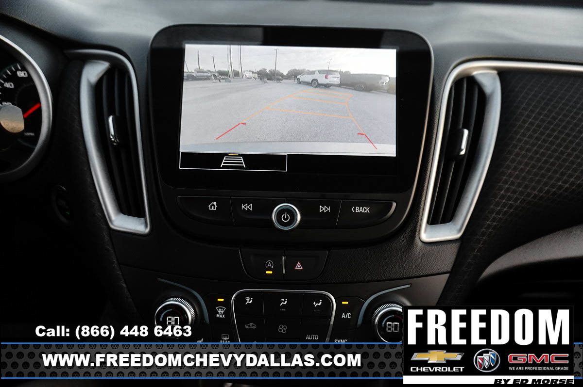 Used 2025 Chevrolet Malibu LT FWD image 16