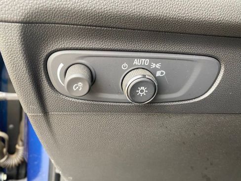 Used 2022 Buick Envision Preferred AWD/4WD image 15