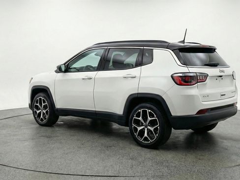 Used 2025 Jeep Compass Limited AWD/4WD image 6
