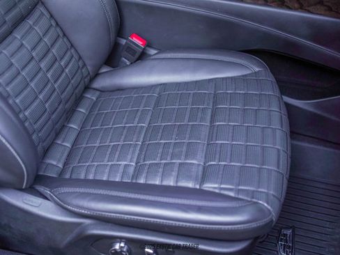 Used 2023 Cadillac Escalade ESV Sport Platinum image 39