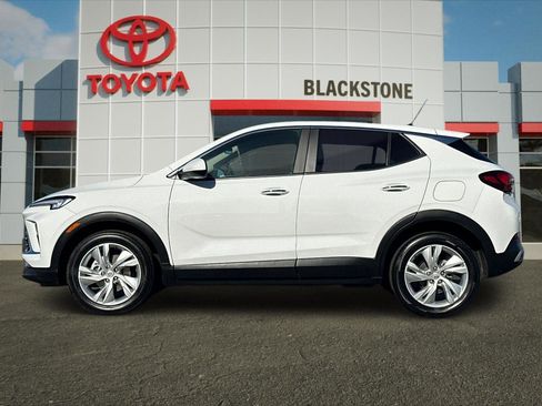 Used 2025 Buick Encore GX Preferred image 6